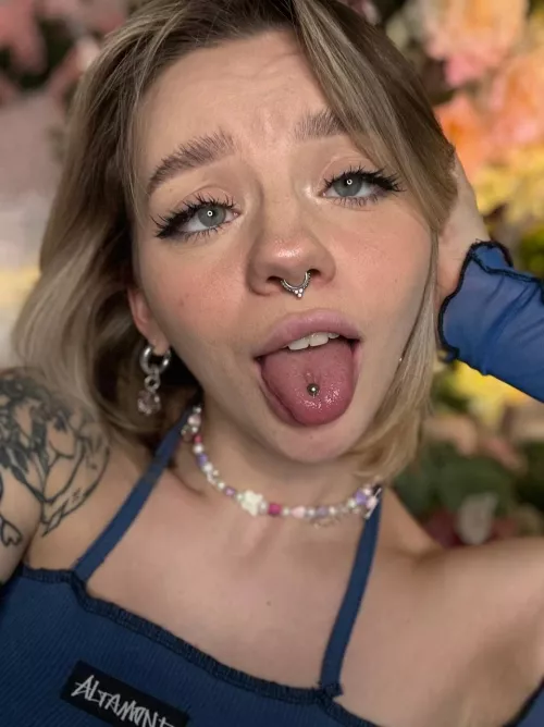 you'd give my sweet ahegao all your cum, wouldn't you