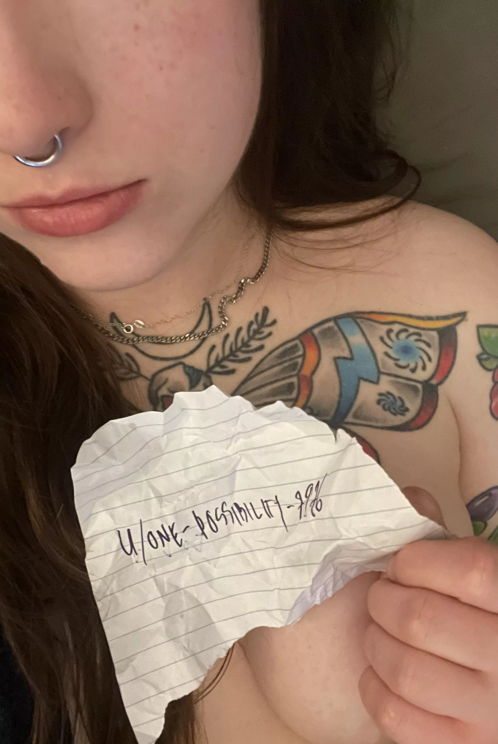 19f from MA. Doing a handjob bid for before I turn 20