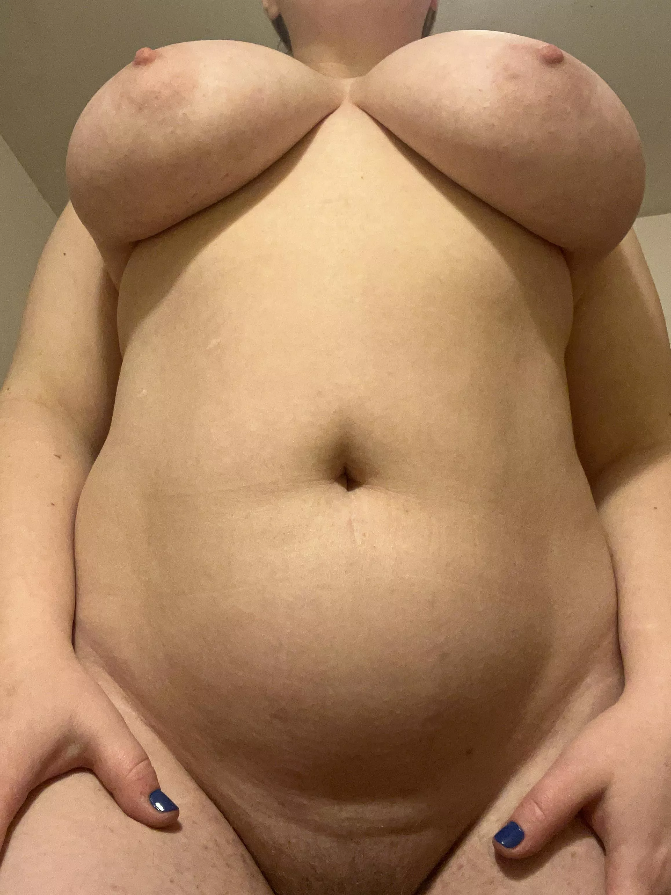 29, 190, 5’4 Be honest, is my tummy distracting from the rest?