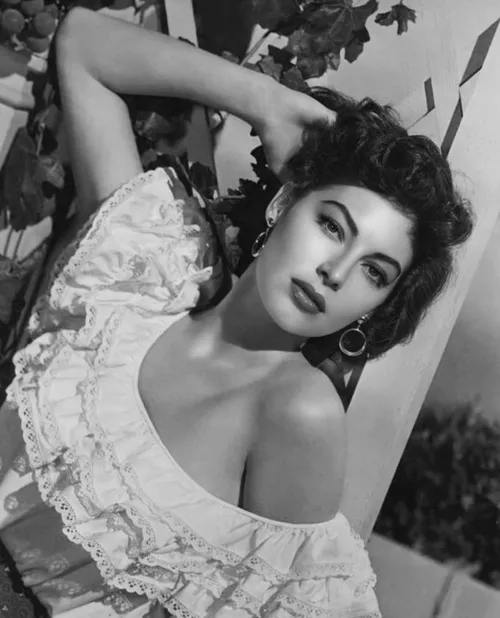 Ava Gardner (1940s)