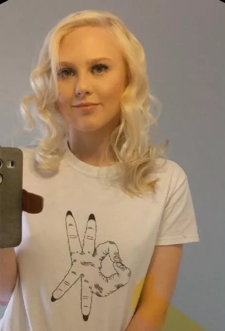 Can’t believe how exquisite Lily is sometimes