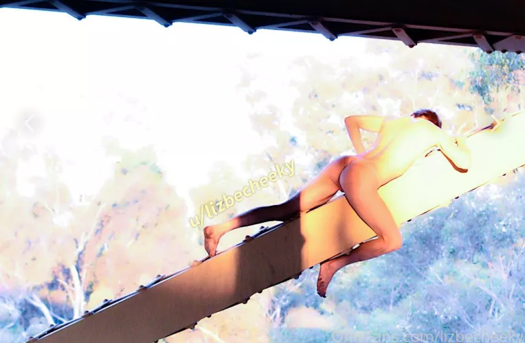 Creeping and crawling like a lizard 🦎 🥰 my fav!