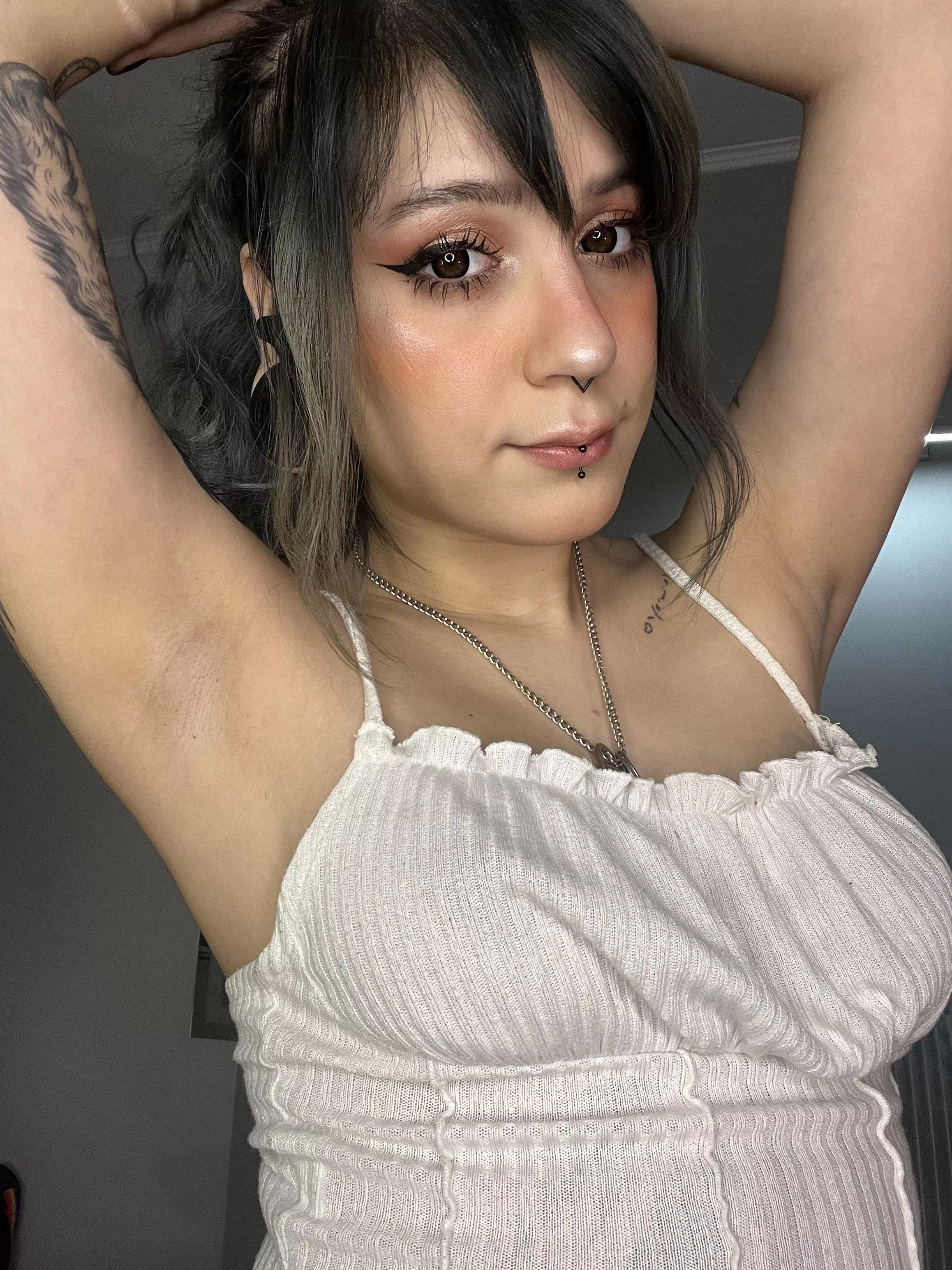 Do men prefer hairy or soft?