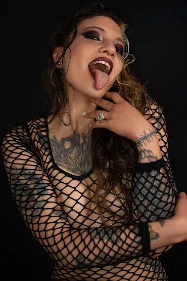 Give me all that cum I love it