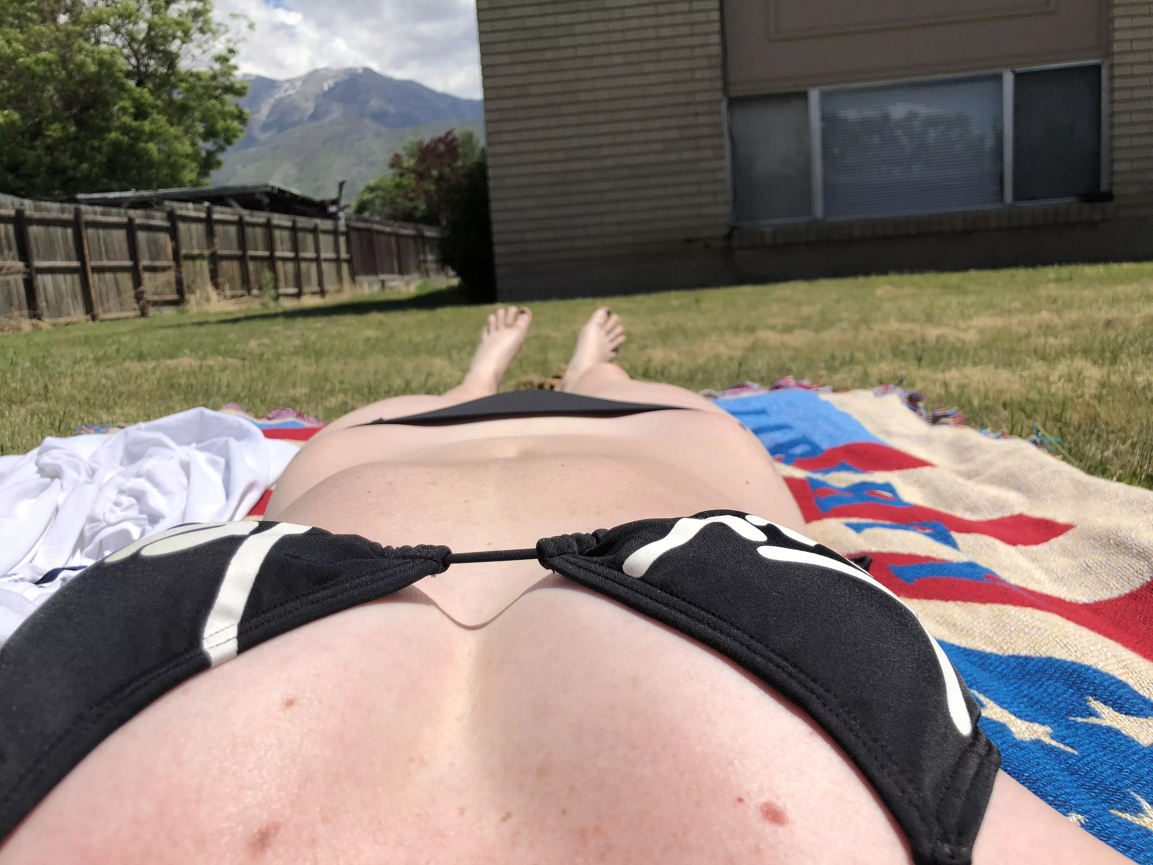 Grew up Mormon, being in a bikini outside is the same as being fully nude…should I give my Mormon neighbors a show? 😇😈