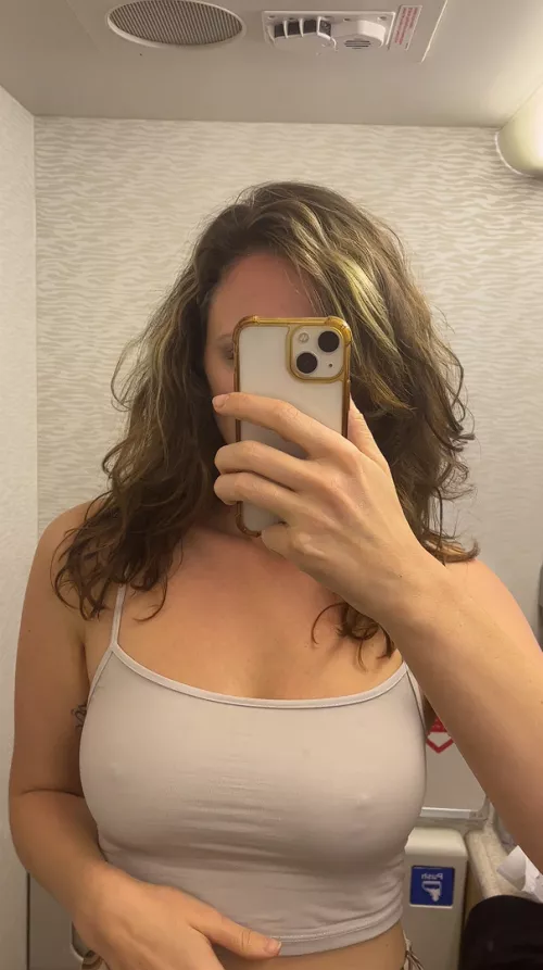 Have a safe flight for me, have you notice something? F40