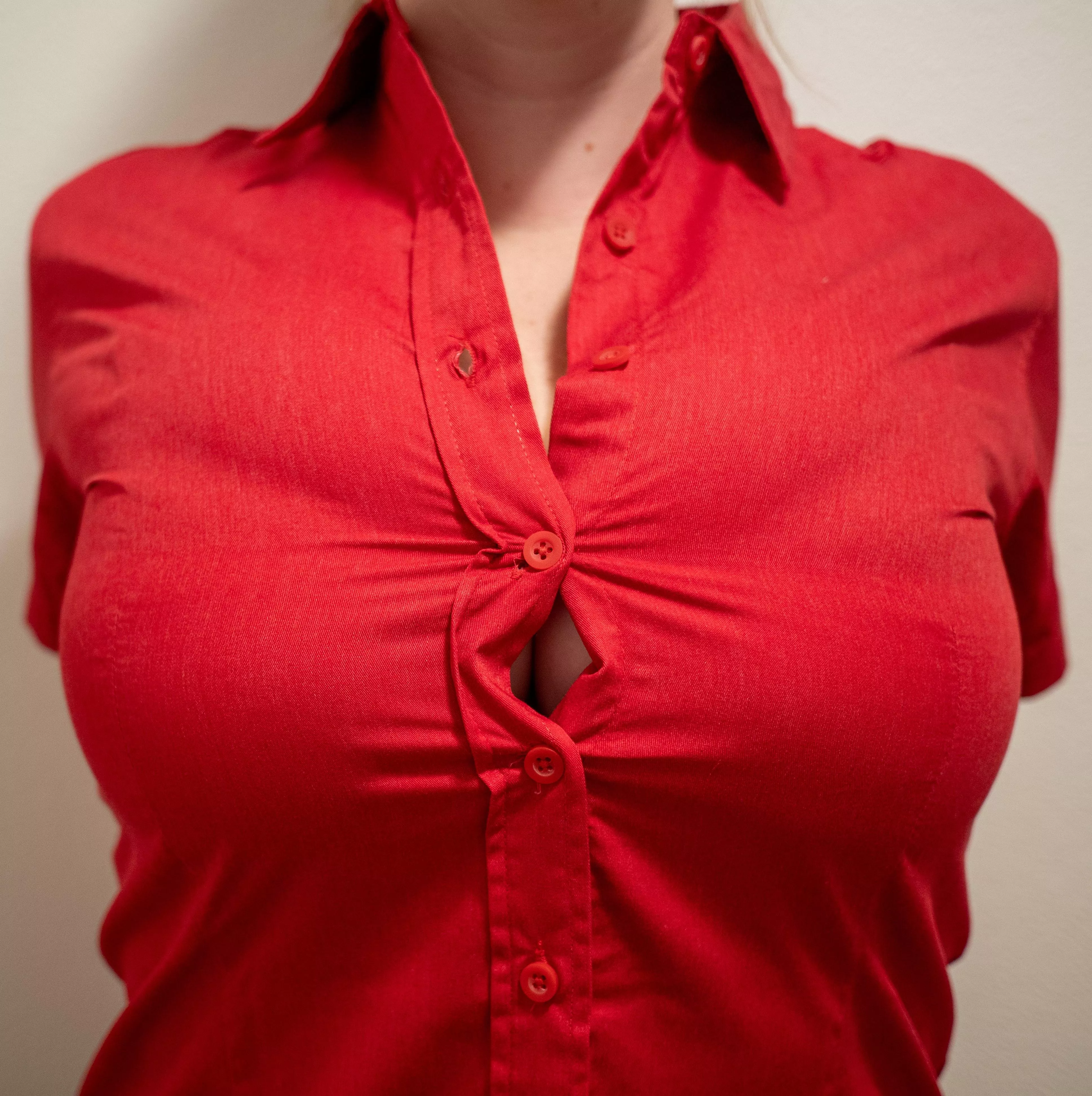 How do you like my new button up for work?