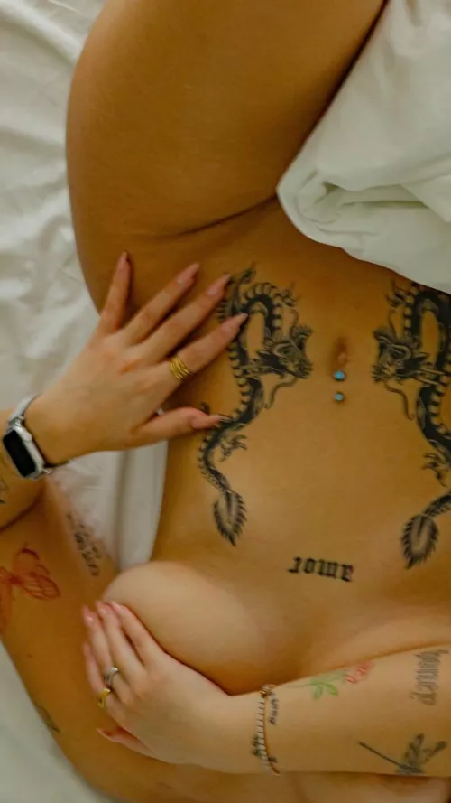 i bet u dont even know the colour of my watch 🥲😂