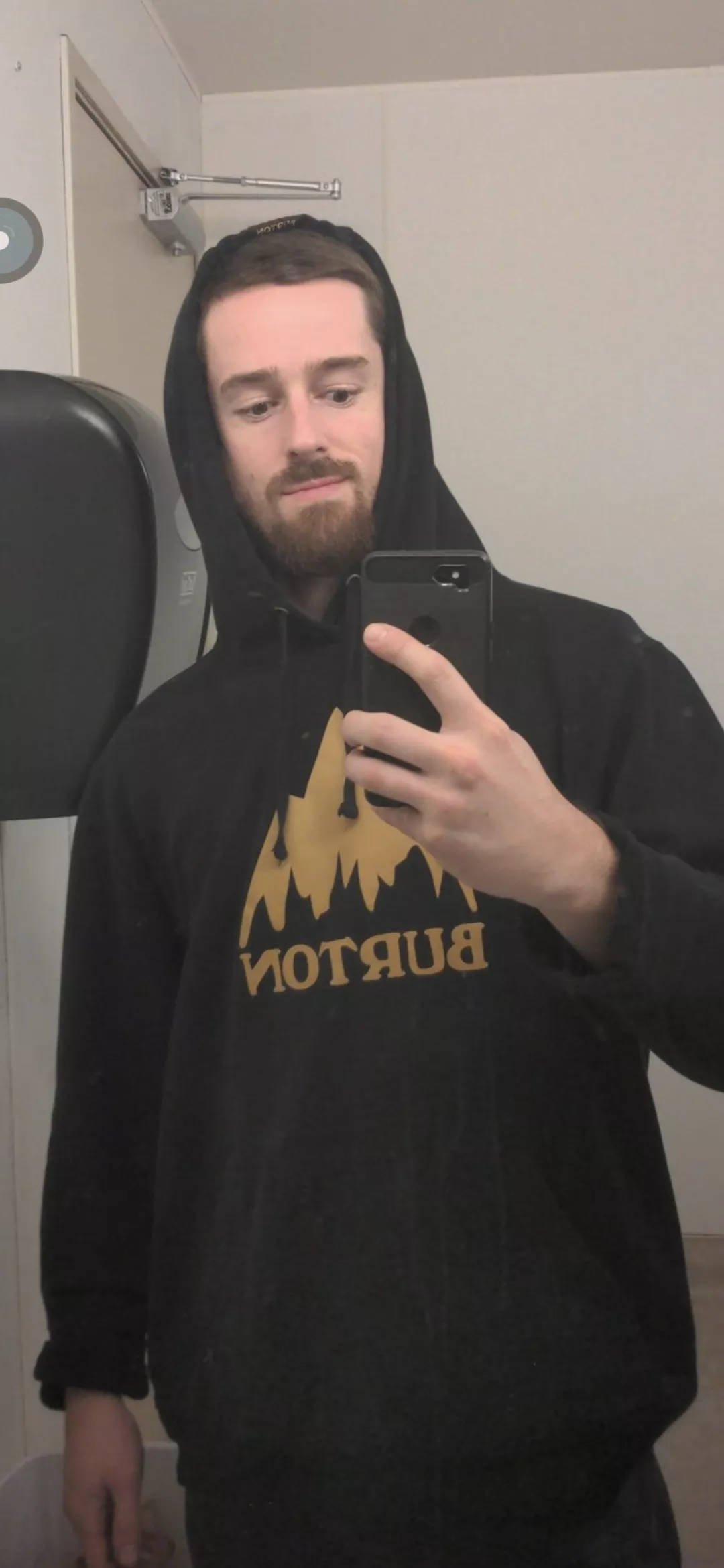 I love a good mirror selfie every now and then. 🦦 I love a good mirror selfie every now and then. 🦦