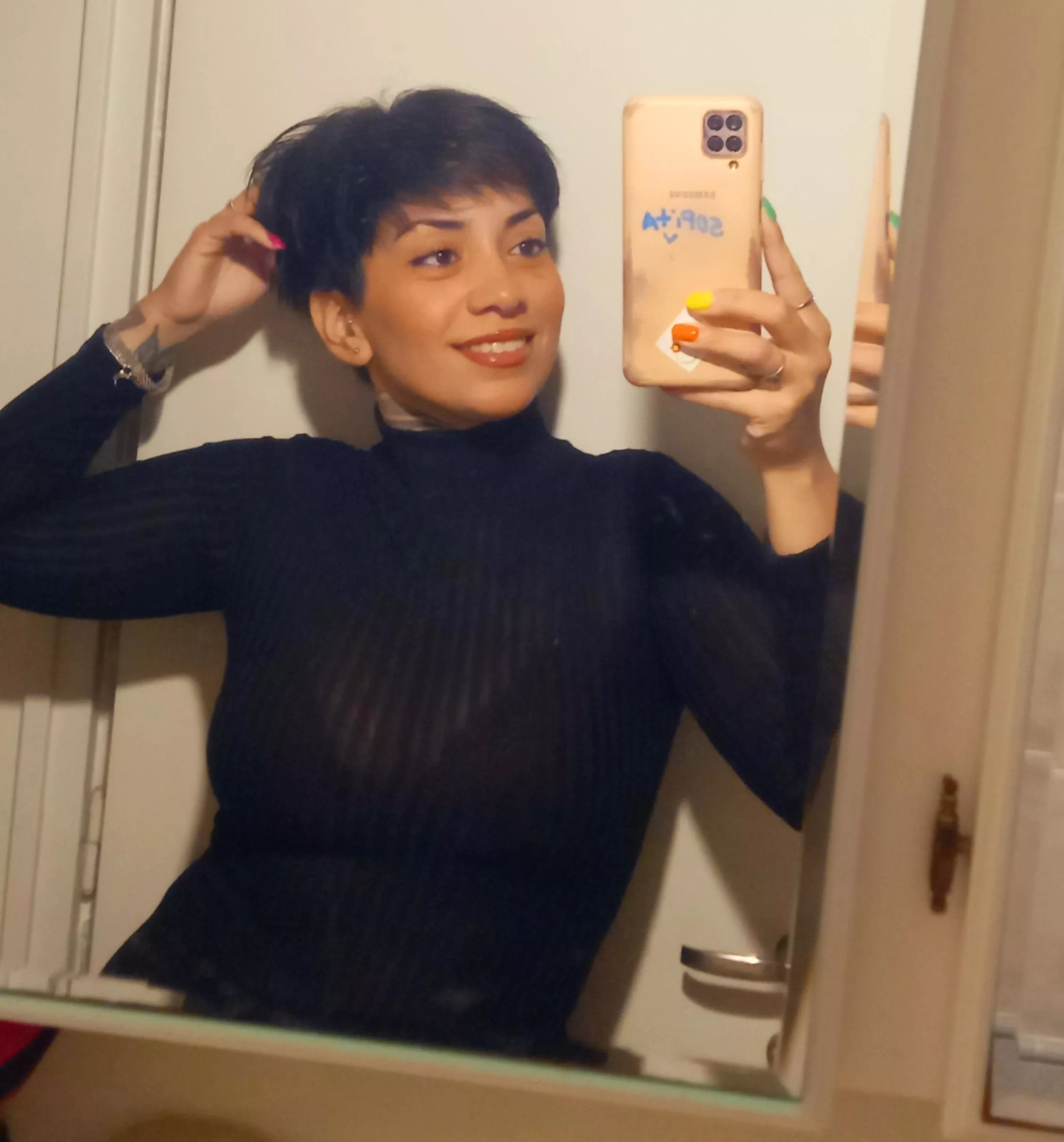 I would like my hair to be longer.