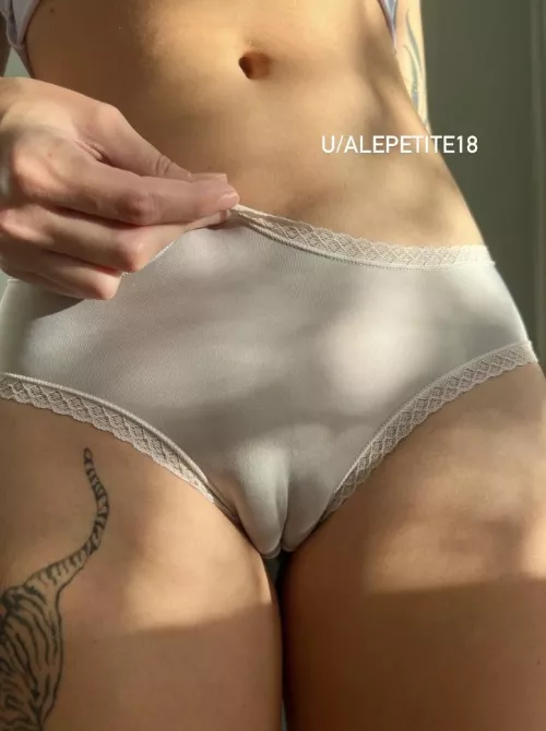 insert your tongue here