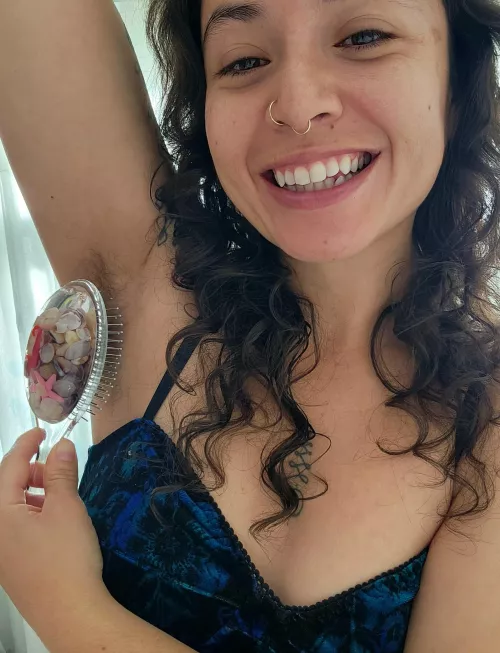 just getting ready for my day 💙