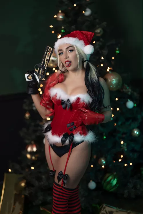 Lisa.mancinerh as Christmas Harley Quinn