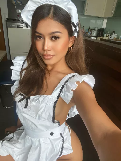 Me sending you selfies while you're at work once I finished cleaning