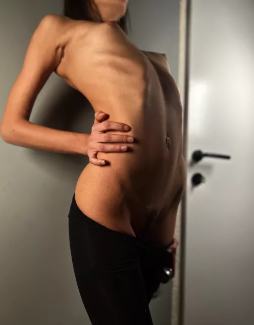 Oh, if only you knew how much I love touches on my tight body