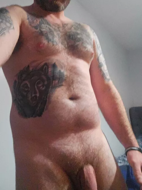 Open wide for Daddy.