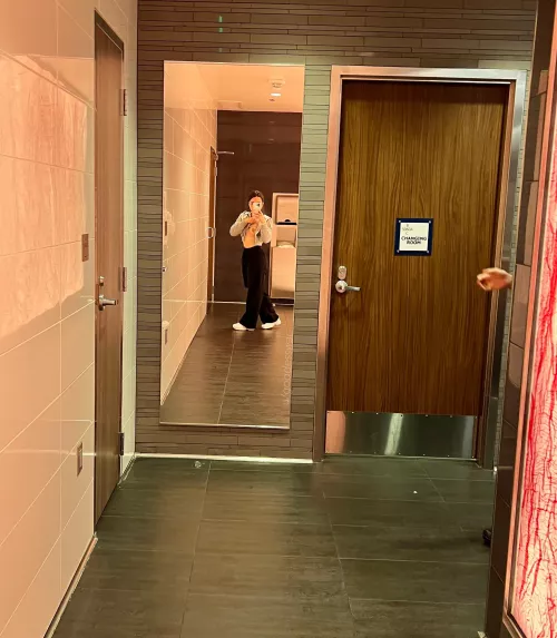 pretty sure they saw me in the mirror [img]