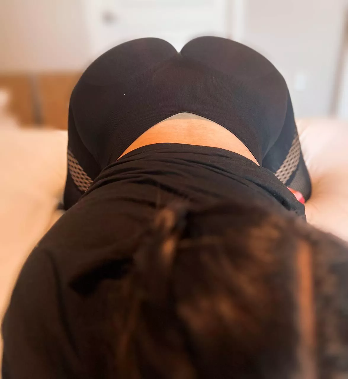 Sensual curves, fierce fashion