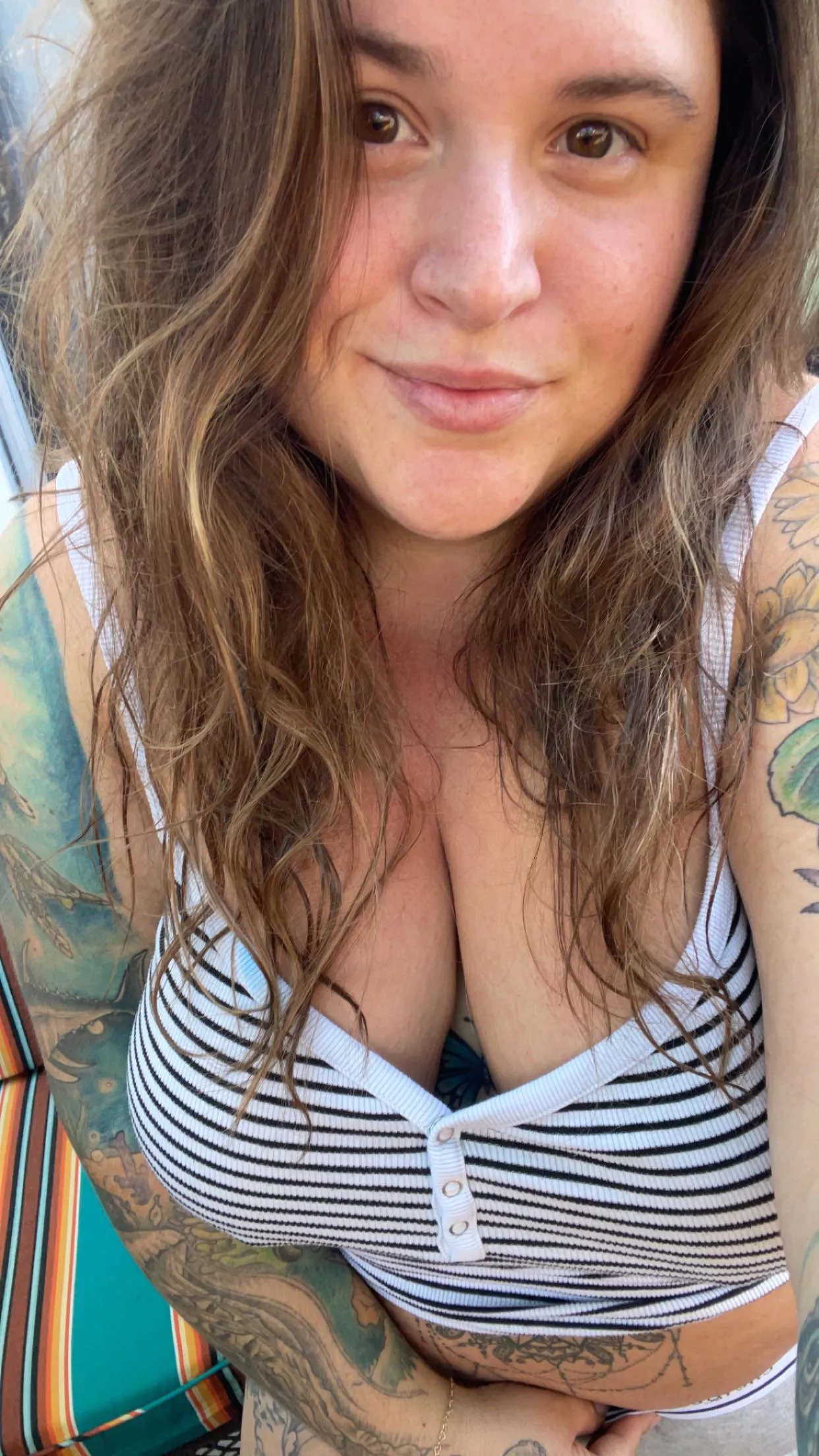 tattooed seductive stoner. let me share these bbw curves with you!
