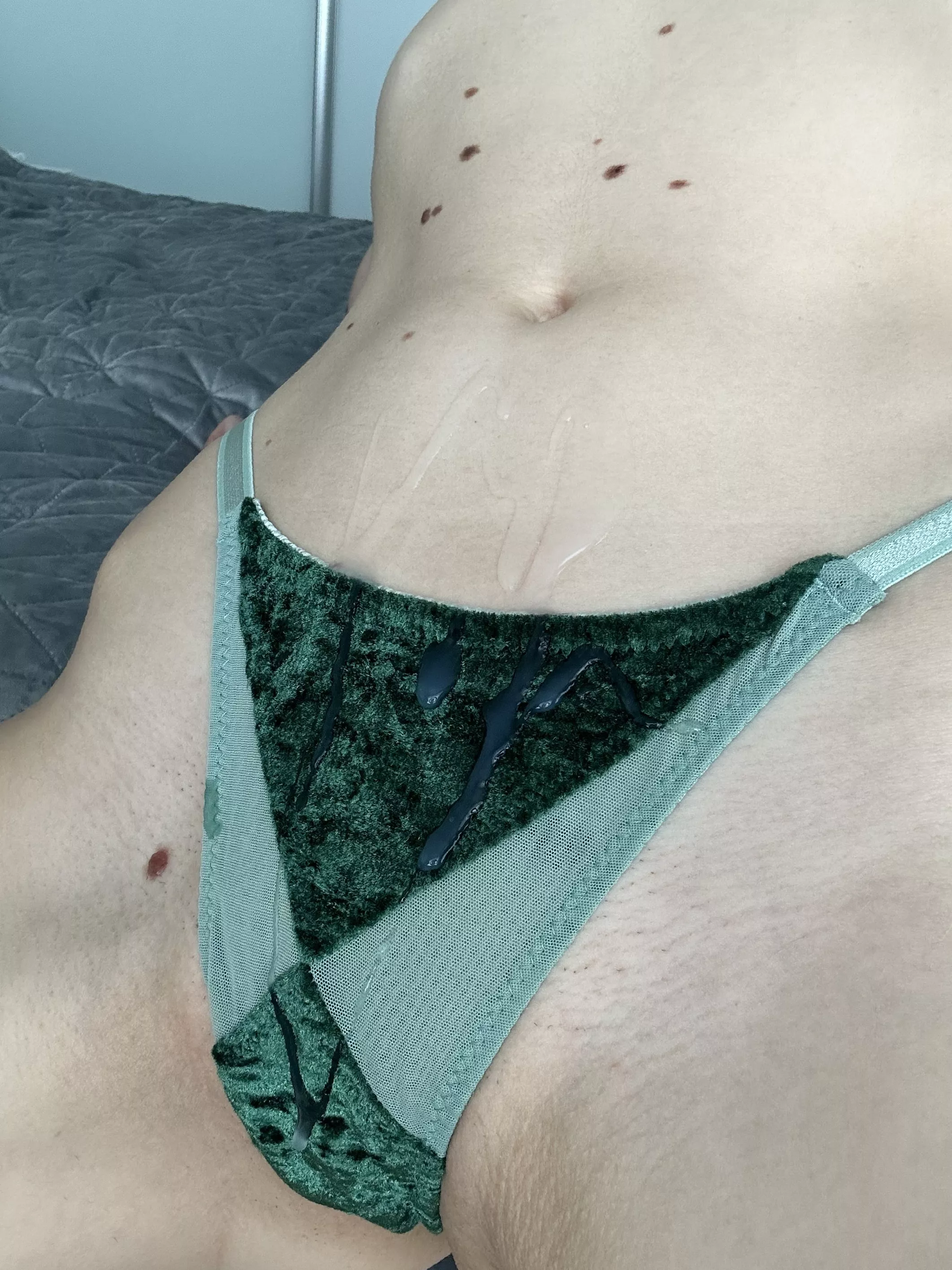 This urgently needs to be licked off so you don’t have to wash it