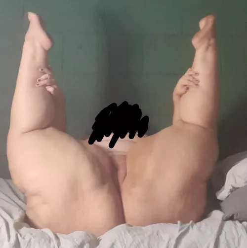 Trained and broken 25f latina bbw, howuch would you buy me for?