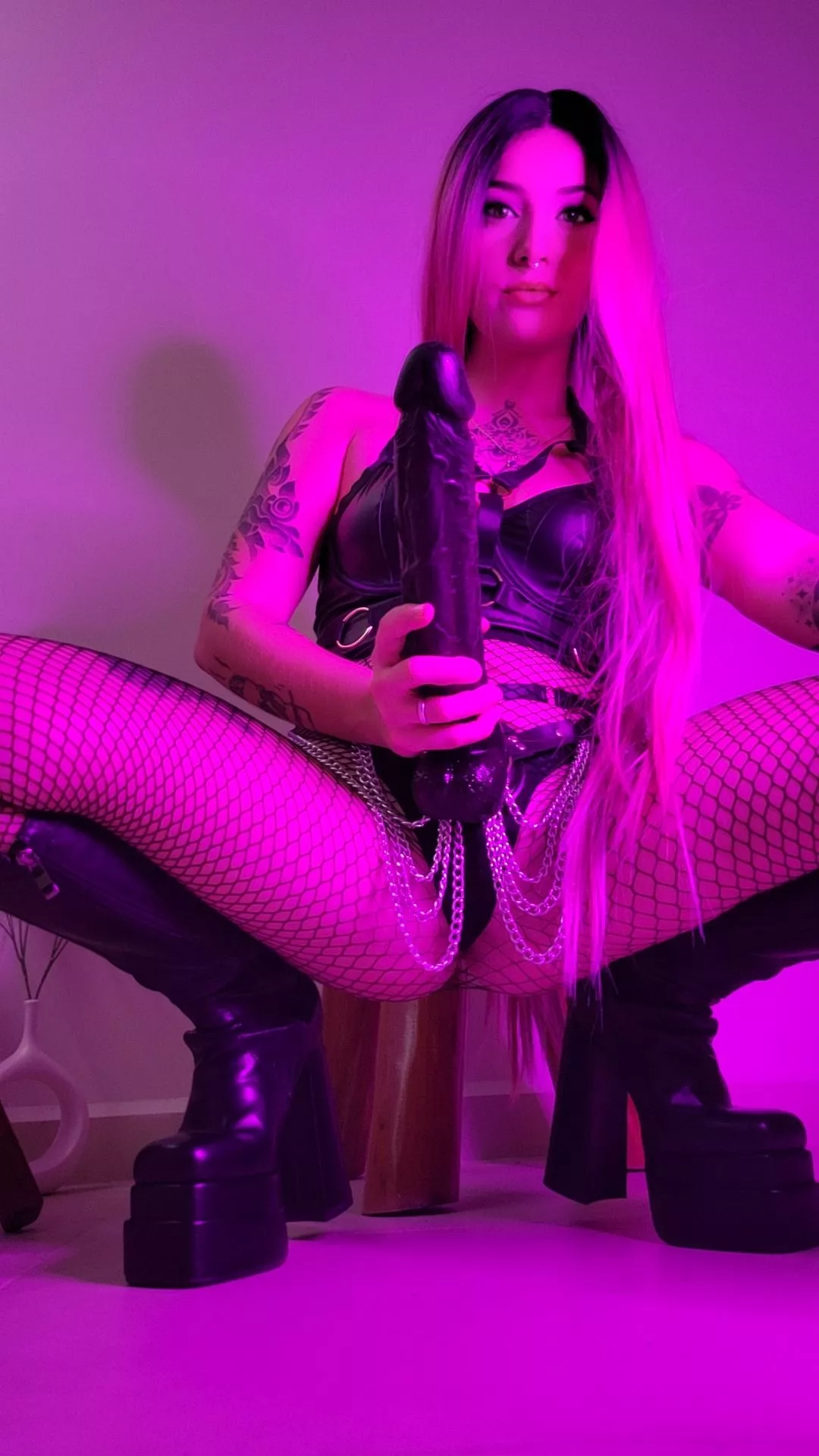 U know what makes the difference on here? MY EXISTANCE, now be grateful.