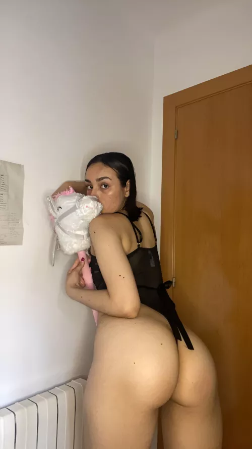 Wanna eat my ass daddy?