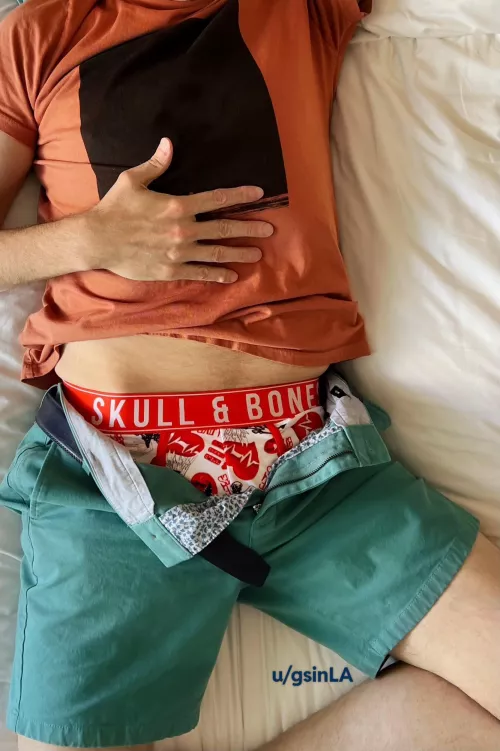 Wearing “fun” underwear makes me feel young again 😅