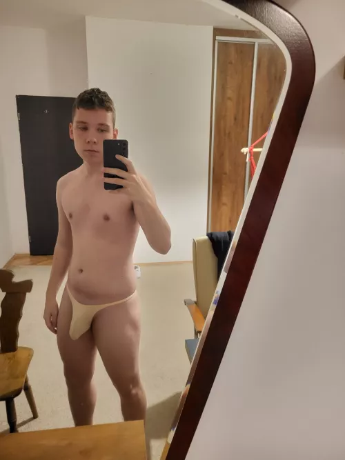 what's your opinion on guys in thongs?