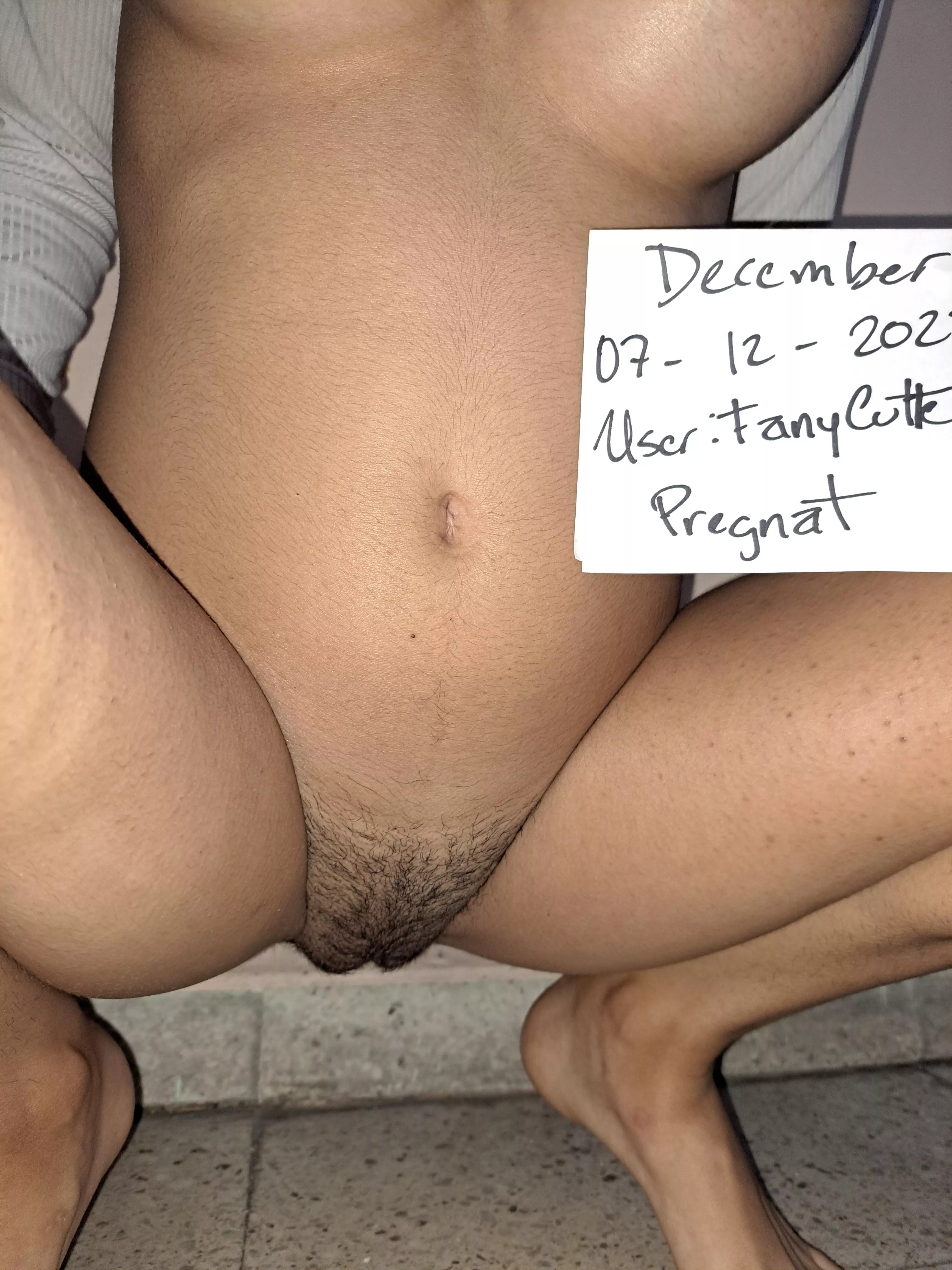 13 weeks pregnant look how swollen my vagina looks