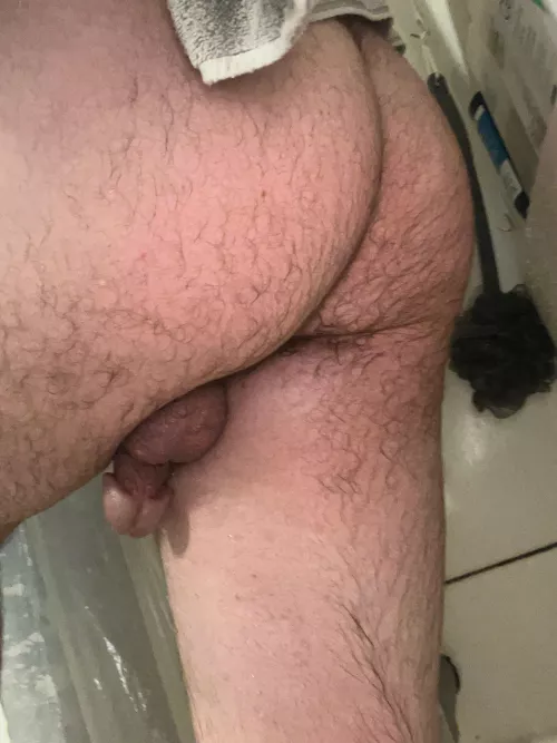[32] this married guy needs used badly