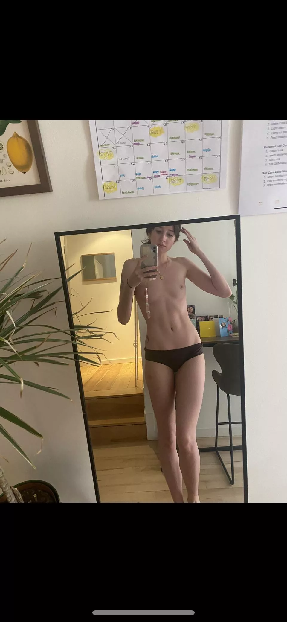 Am I slender enough for this forum?