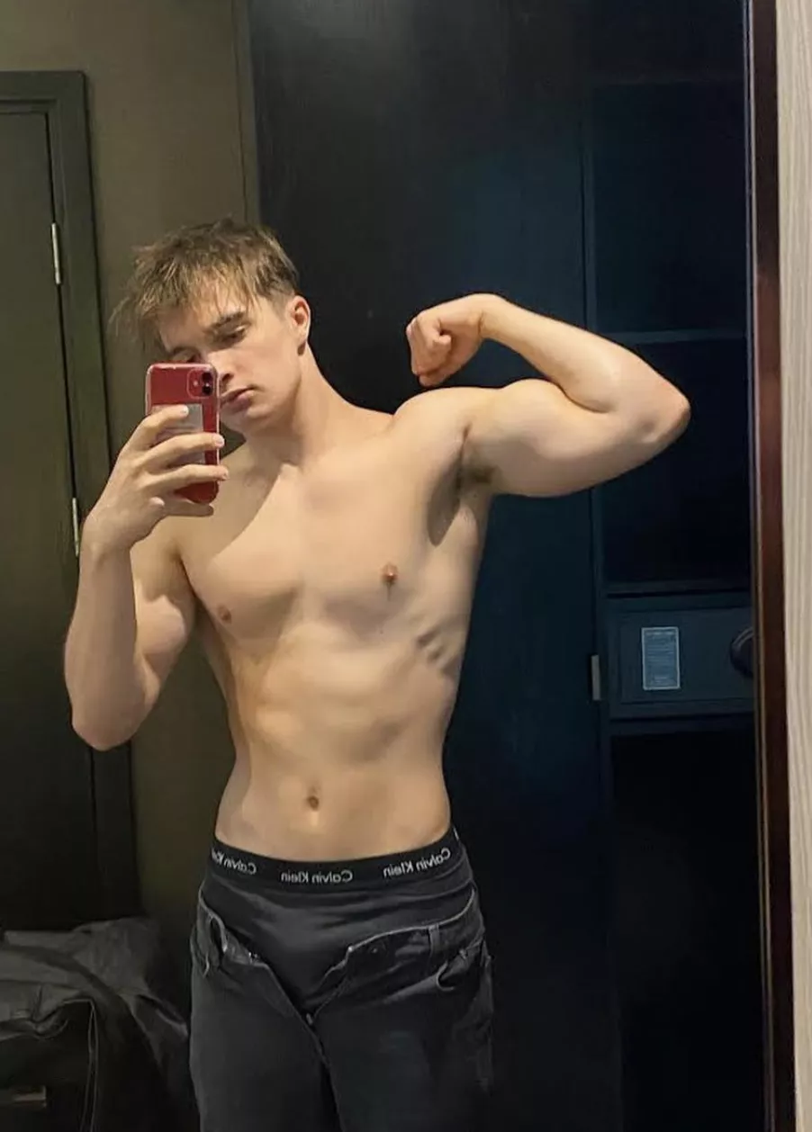 Do you like these muscles ? Do you like these muscles ?