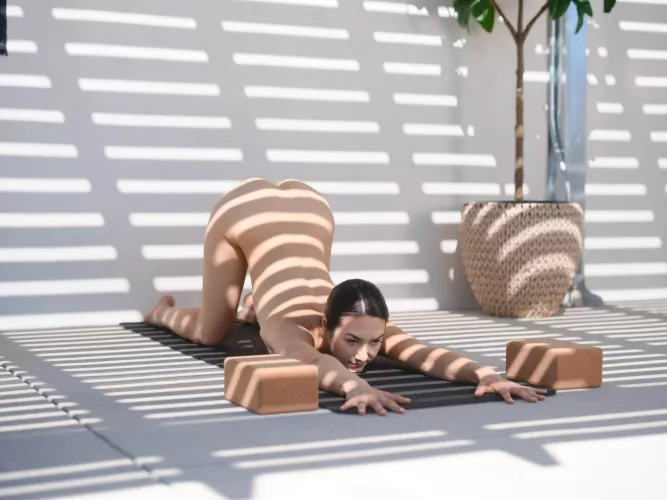 Extended puppy pose 🐶