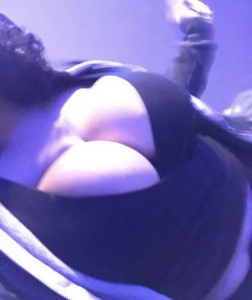 F20 can we fuck on our first date