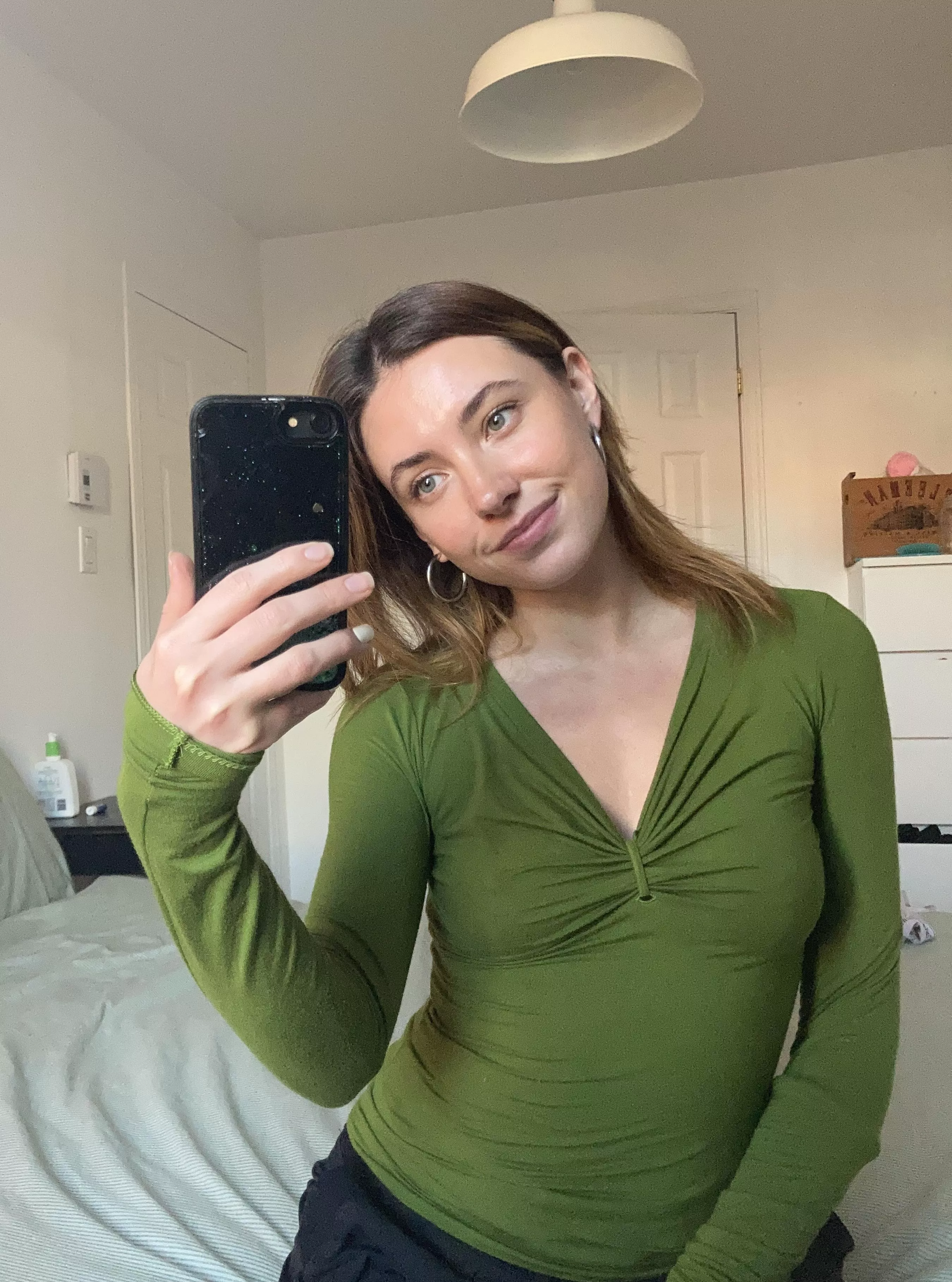 Feelin like green is my color! (F)