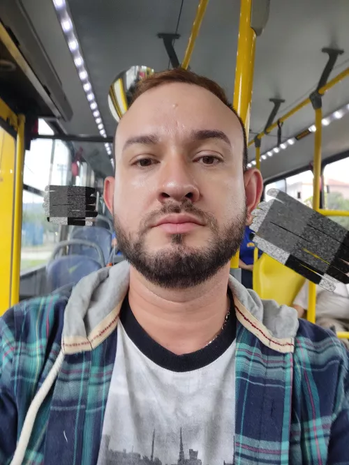 Felt pretty riding on the bus this morning 😊