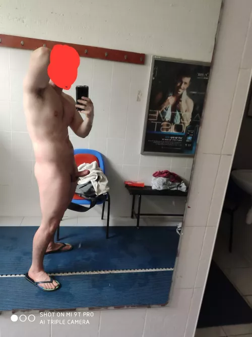 Horny in the gym’s shower