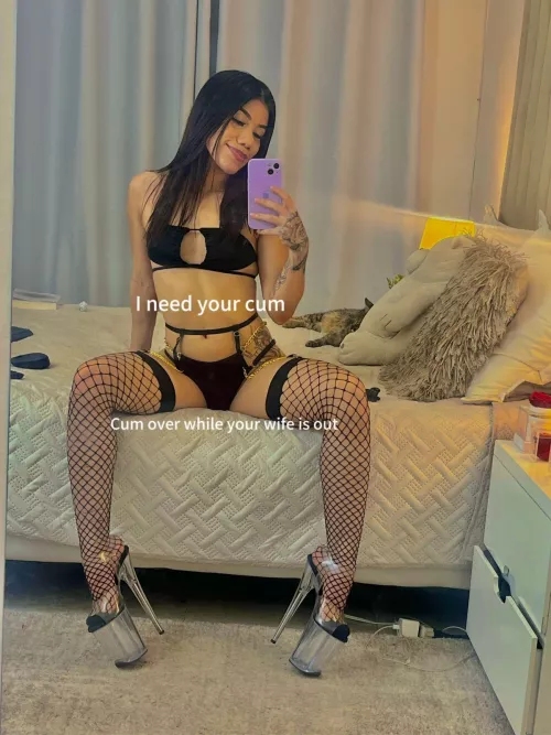 I love sending my step- bro messages