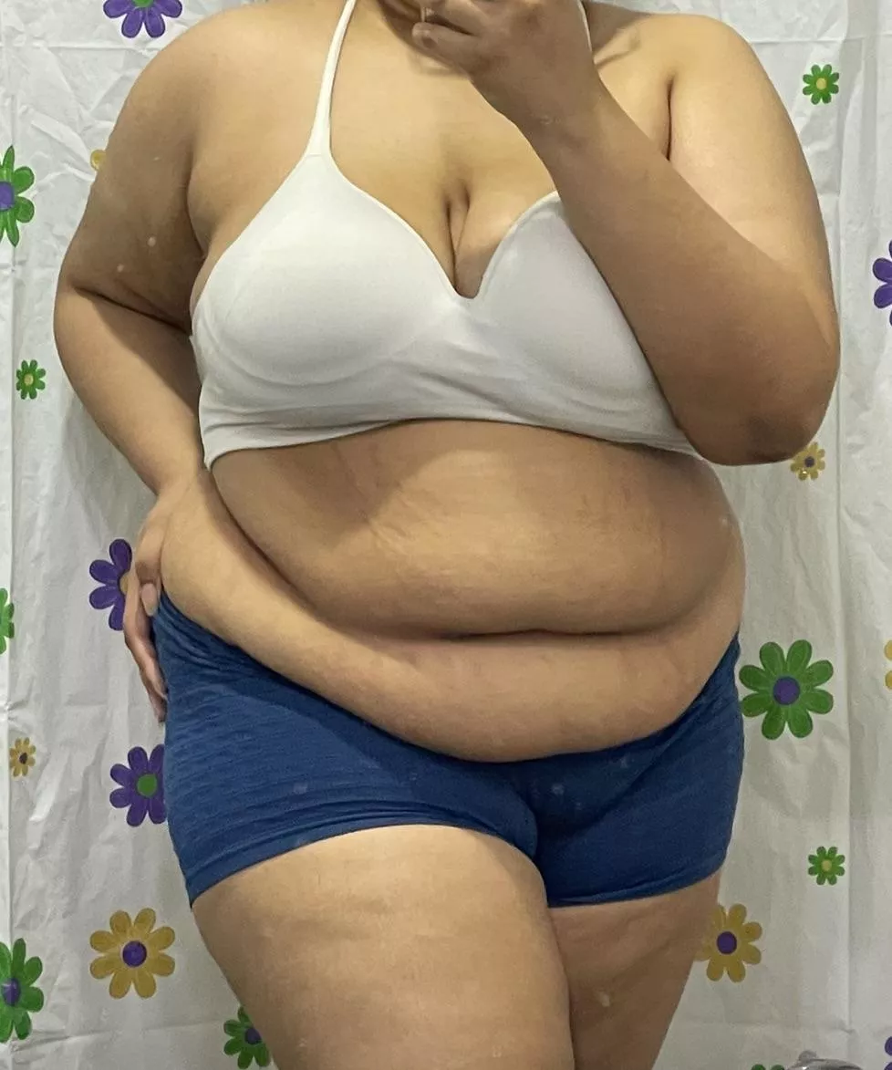 I want belly rubs and attention 🥺🥺