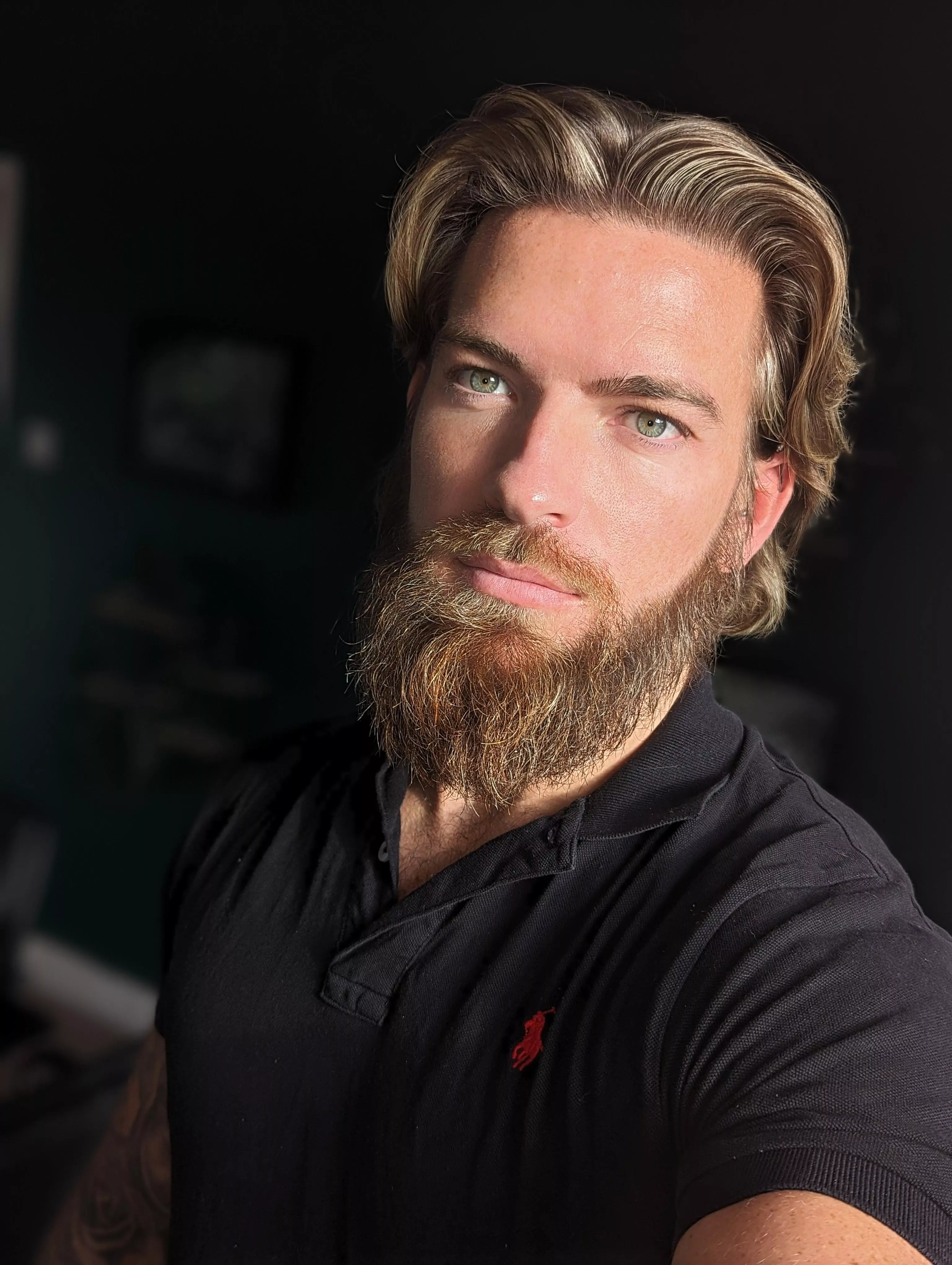 Long hair with a long beard, yes or no?