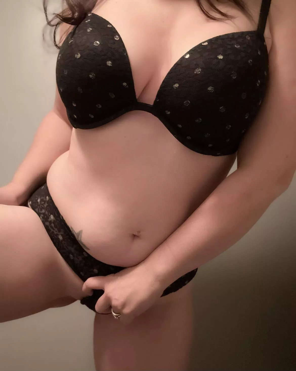 My 39yo Wife/Mom 3 looks like under her teaching clothes today