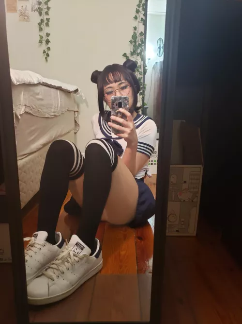 Obligatory schoolgirl post