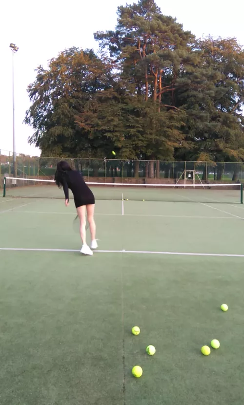 Stretching My Leggies