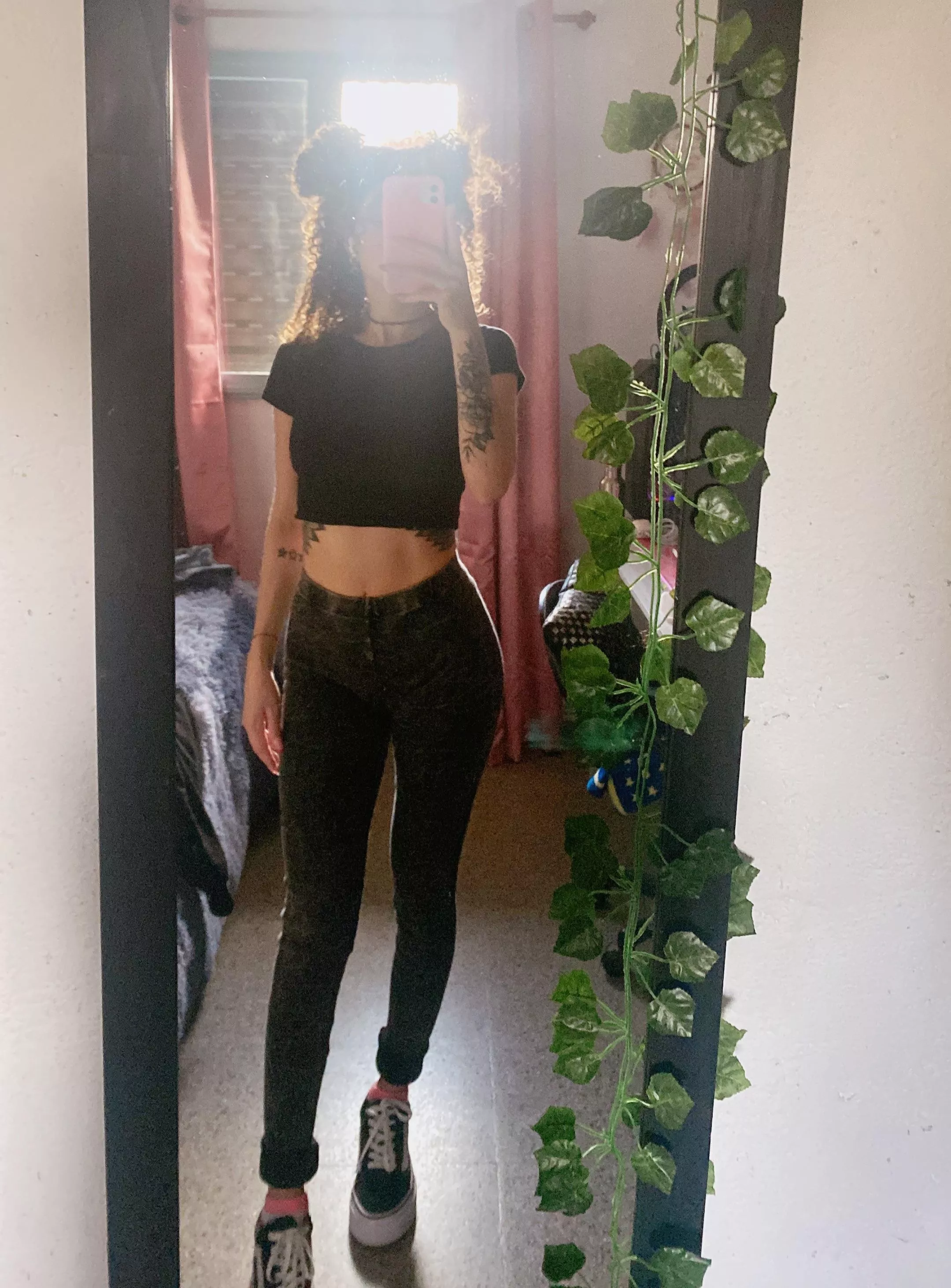 Testing my new mirror((: