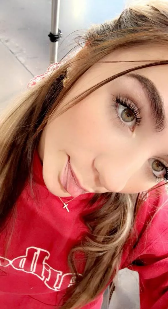 what do you want for Christmas, me or gta6?