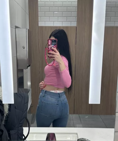 Yesterdays outfit for Christmas shopping ✨🎄☃️