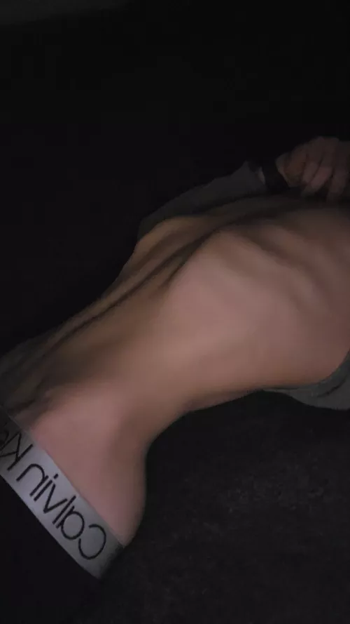 18 bottom twink. HMU with a pic if you're muscled or buff josh_23bt