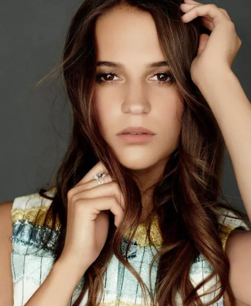 Alicia Vikander