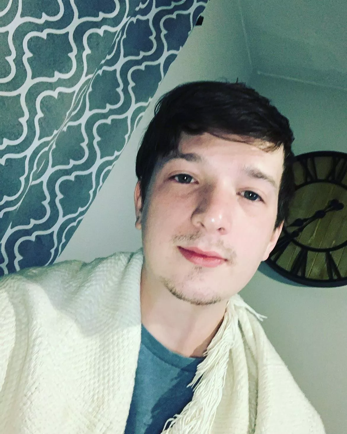 Anyone wanna chat? Anyone wanna chat?